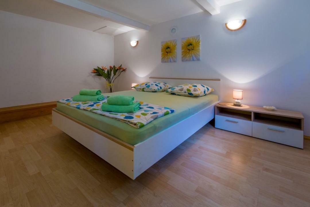 Apartment Dvorska Crikvenica Zewnętrze zdjęcie